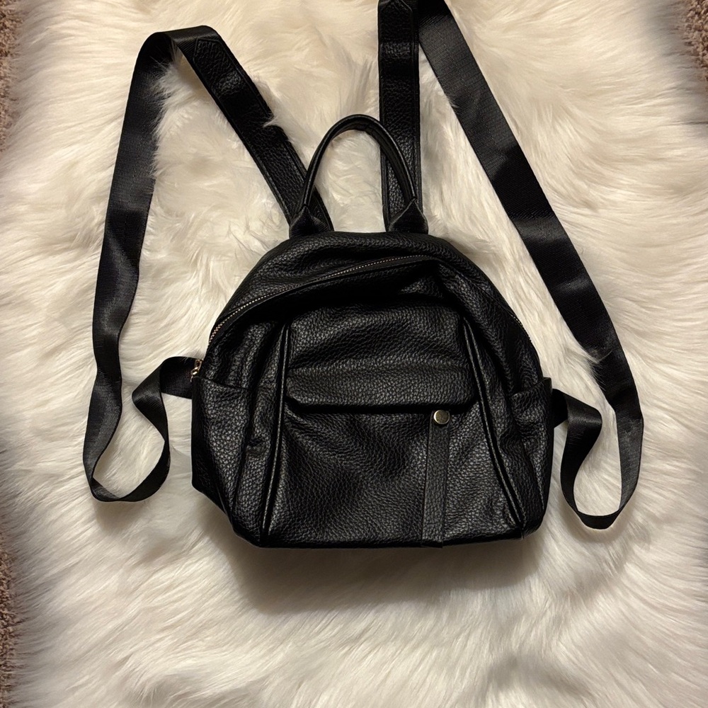 Black Backpack Medium Brand New